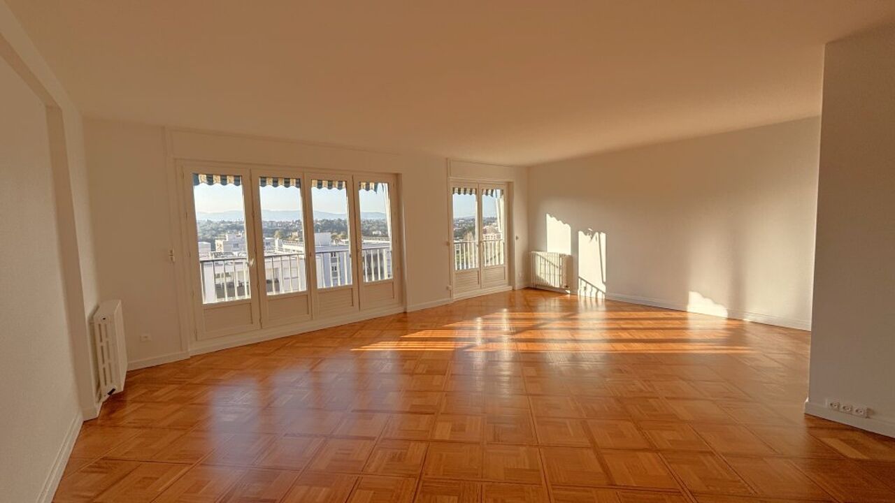 appartement 5 pièces 114 m2 à louer à Sainte-Foy-Lès-Lyon (69110)