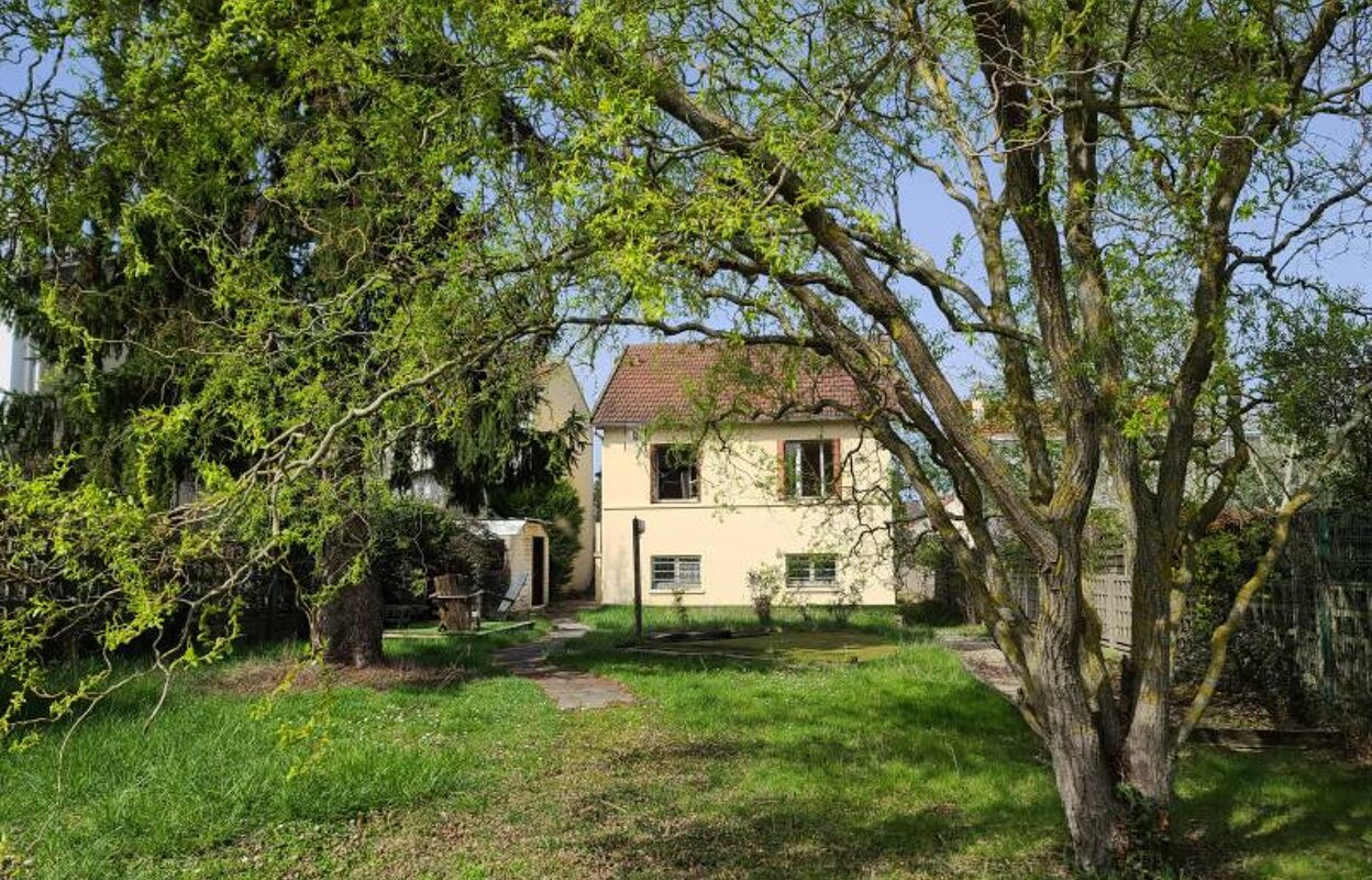 maison 5 pièces 94 m2 à vendre à Rueil-Malmaison (92500)