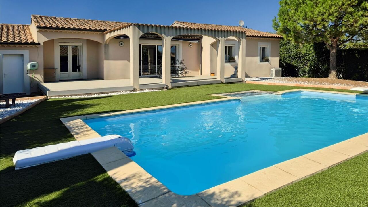 maison 6 pièces 140 m2 à vendre à Saint-Saturnin-Lès-Avignon (84450)