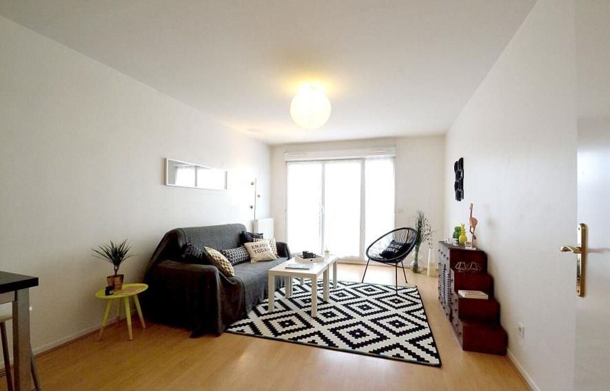 appartement 2 pièces 41 m2 à louer à Élancourt (78990)