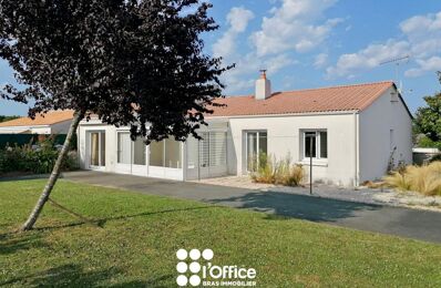 vente maison 279 575 € à proximité de Beaulieu-sous-la-Roche (85190)