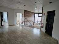 Bureaux 200 m² Proche Autoroute — photo 3