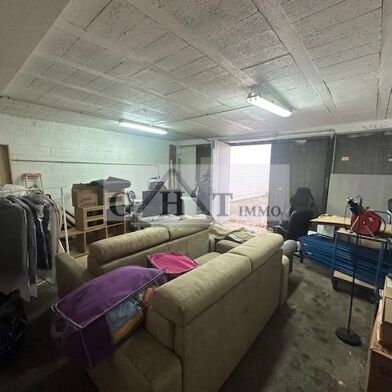 Local industriel  1200 €