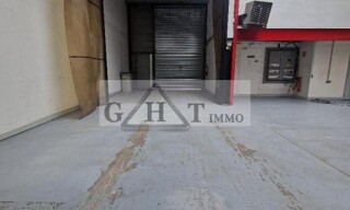 Local industriel  860 m² à vendre à Bobigny (93000)