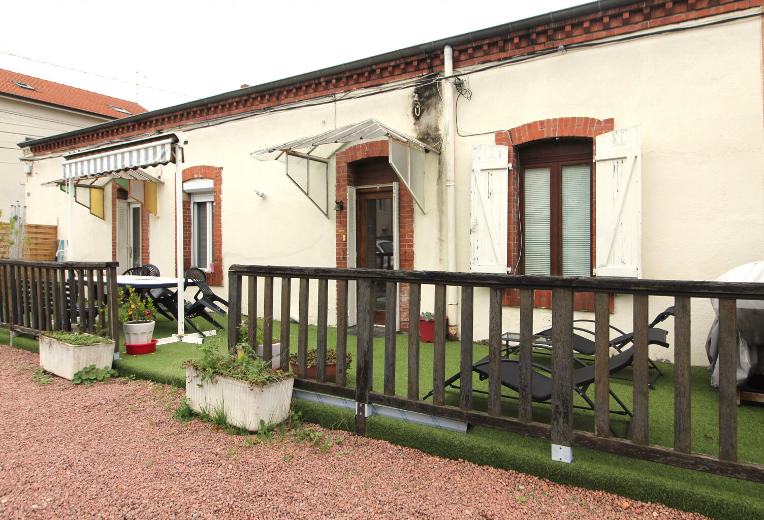 EXCLUSIVITE, ROANNE, — photo 1