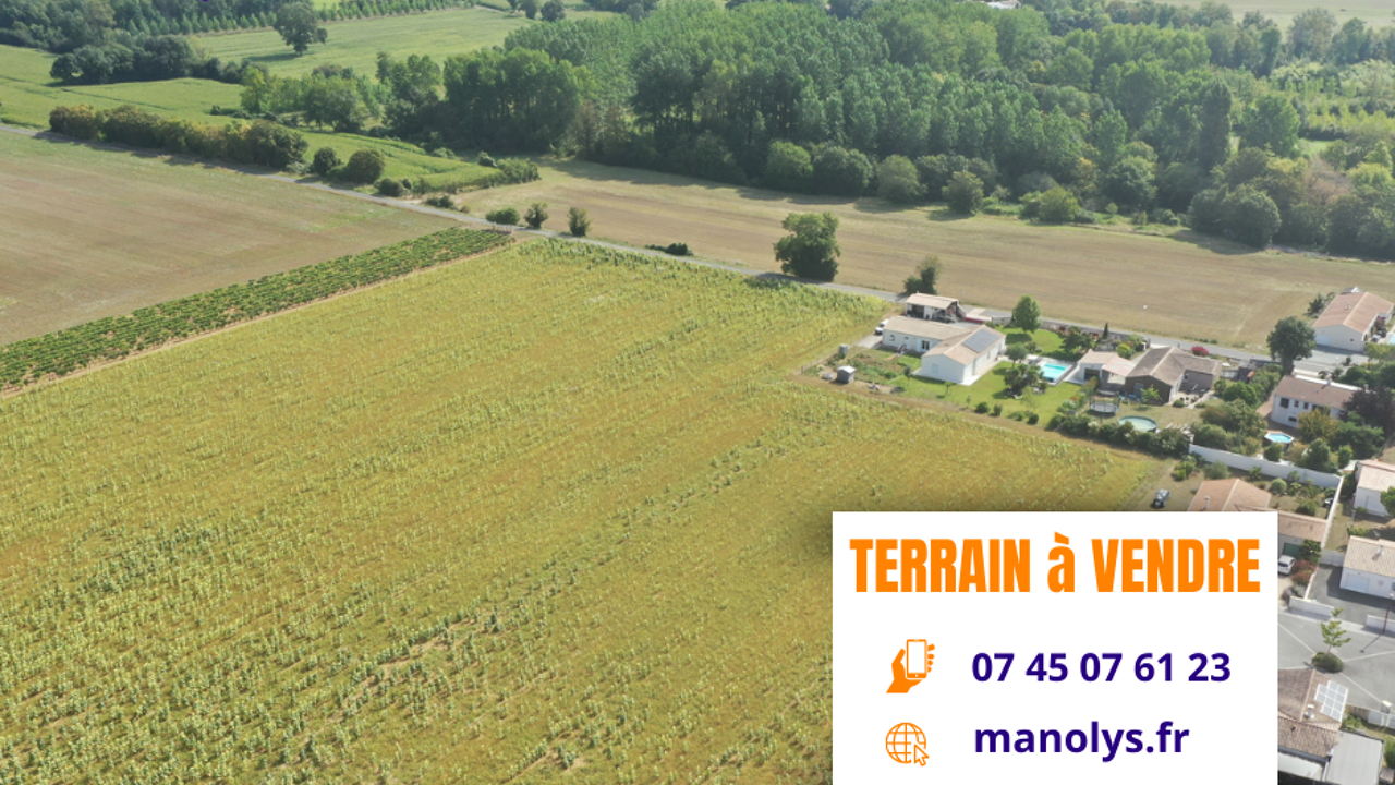 terrain  pièces 450 m2 à vendre à Surgères (17700)