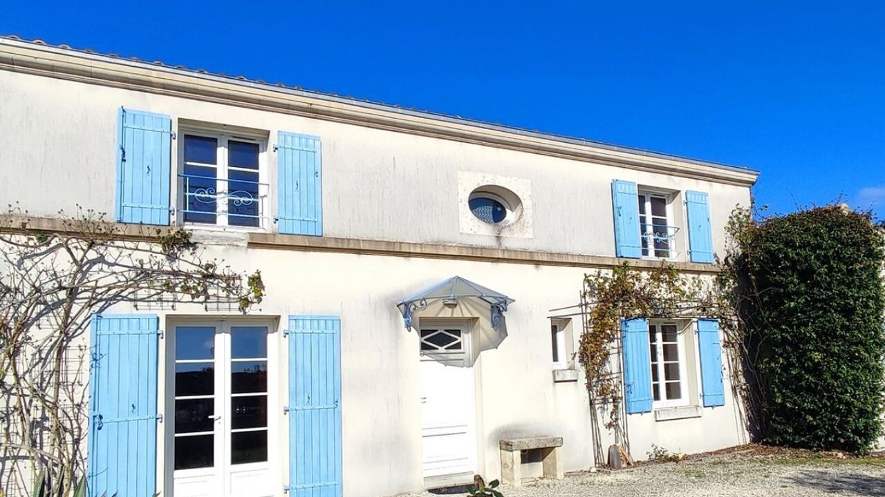 maison 6 pièces 155 m2 à vendre à Pont-l'Abbé-d'Arnoult (17250)