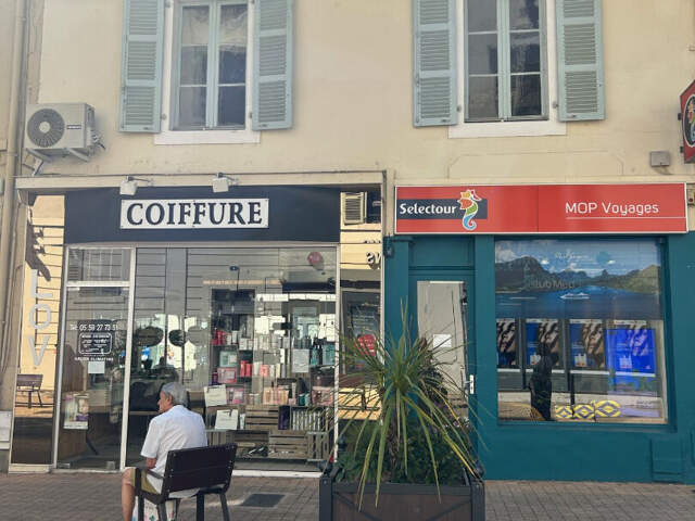 Pau Tribunal immeuble de rapport en très bon état général — photo du bien
