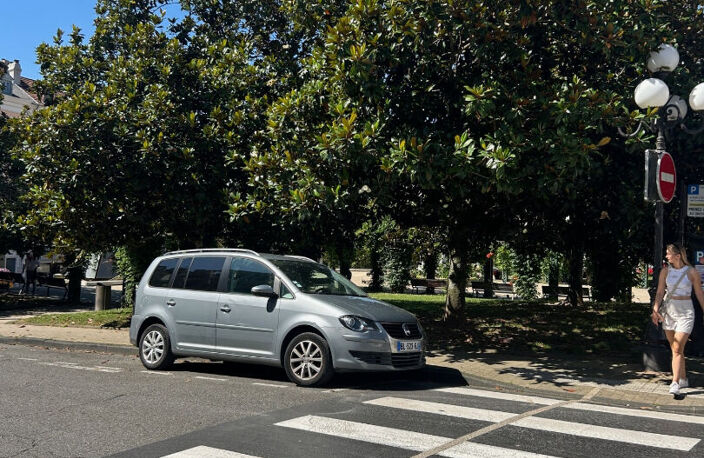 Pau Tribunal immeuble de rapport en très bon état général — photo 3