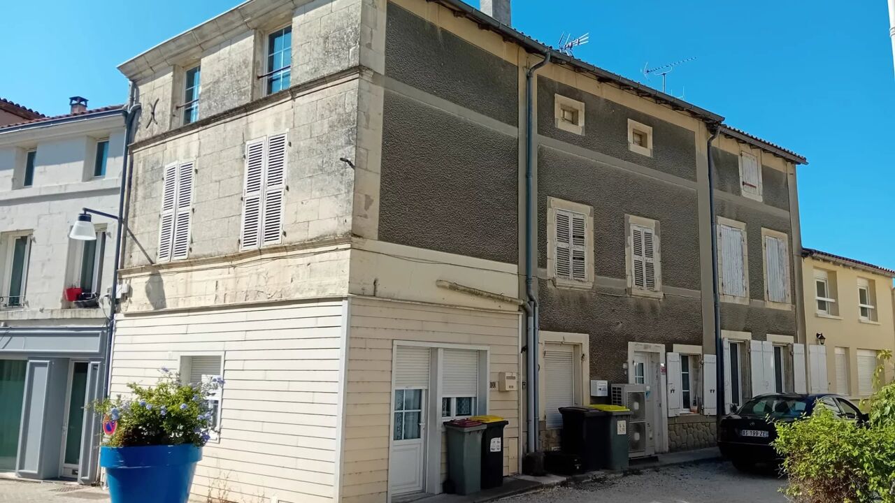 immeuble  pièces 151 m2 à vendre à Mauzé-sur-le-Mignon (79210)