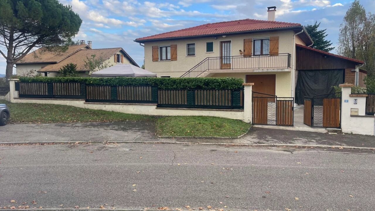 maison 6 pièces 180 m2 à vendre à Chavanoz (38230)