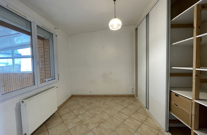 Maison de ville 2 chambres. — photo 4