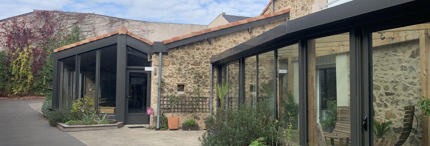 Maison 20 Pièces 417 m² à vendre à Sèvremont (85700)