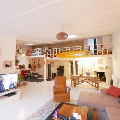 Maison 6 pièces 275900 €