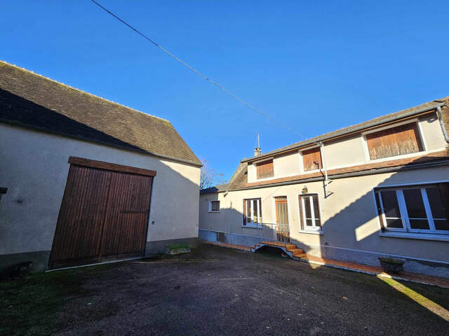 MAISON avec GRANGES à 20 min de SENS — photo du bien