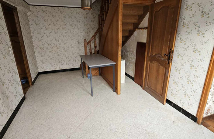 MAISON avec GRANGES à 20 min de SENS — photo 2