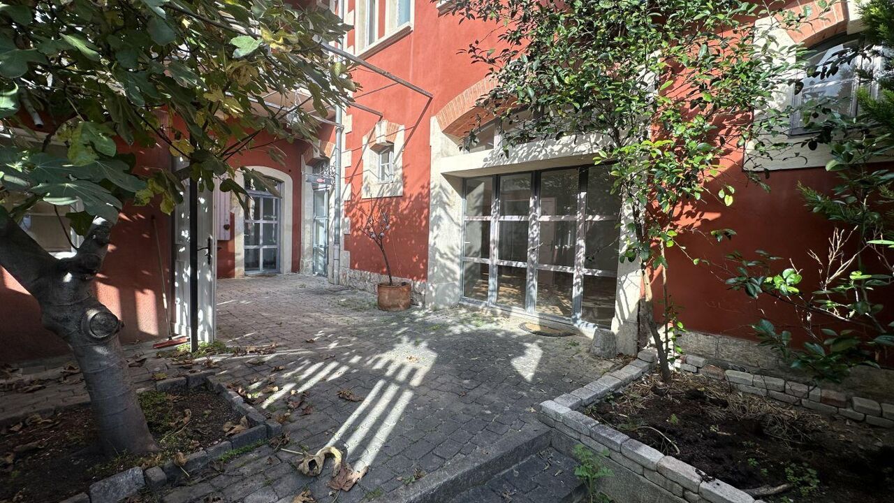 maison 6 pièces 220 m2 à vendre à Nîmes (30000)