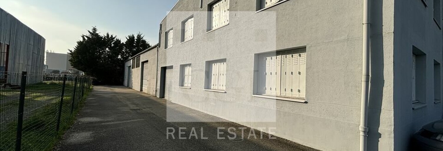 Commerce  135 m² à louer à Saint-Symphorien-d'Ozon (69360)