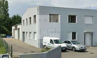 Bureau  151 m² à louer à Saint-Symphorien-d'Ozon (69360)