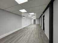 BUREAUX à LOUER — photo 2