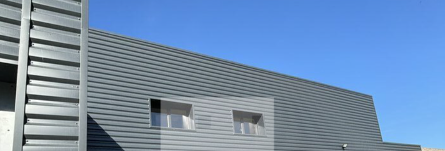 Commerce  621 m² à louer à Villefranche-sur-Saône (69400)