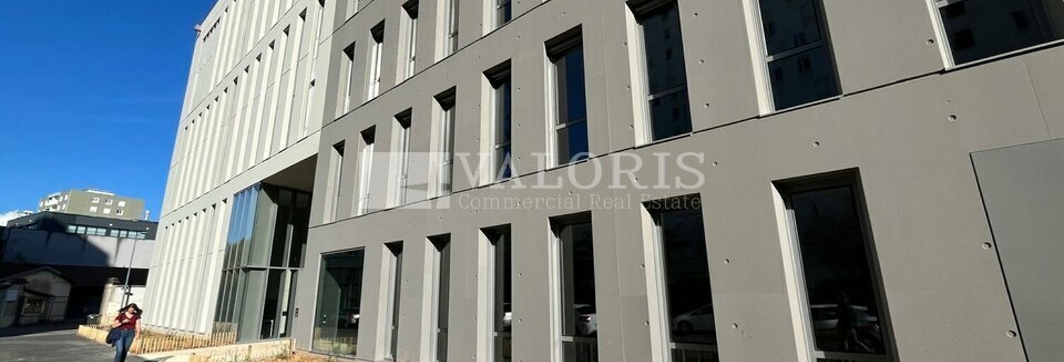 Bureau  7155 m² à louer à Villeurbanne (69100)