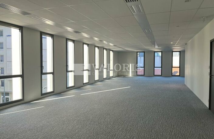 BUREAUX à LOUER — photo 5