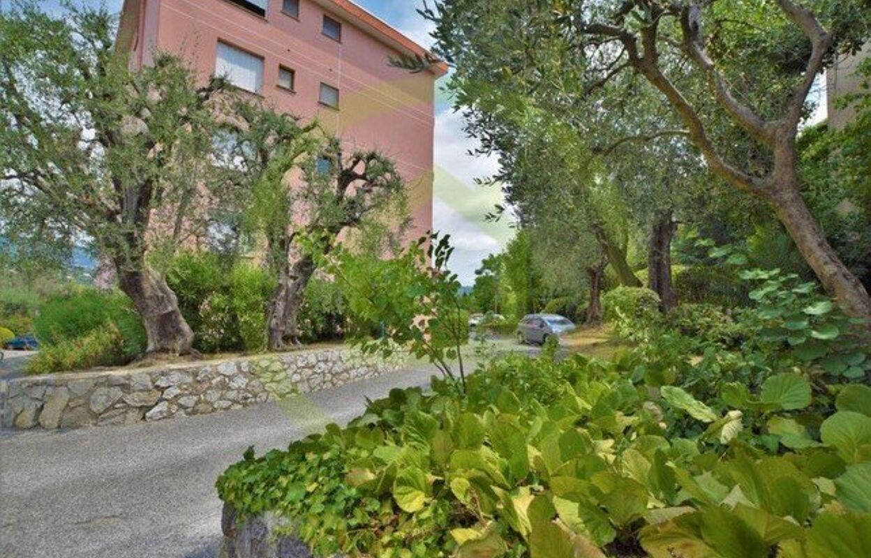 appartement 3 pièces 73 m2 à vendre à Grasse (06130)