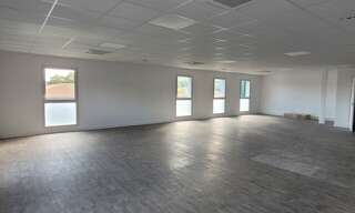 Bureau  70 m² à louer à Saint-Jean-de-Luz (64500)