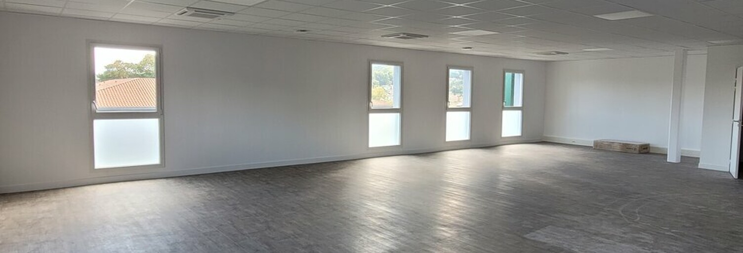 Bureau  70 m² à louer à Saint-Jean-de-Luz (64500)