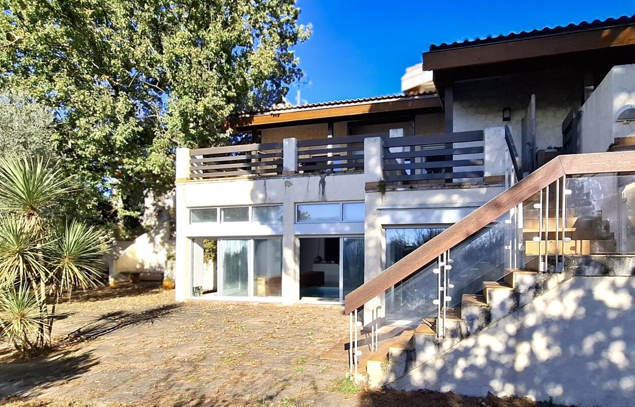 maison 10 pièces 421 m2 à vendre à Vigoulet-Auzil (31320)