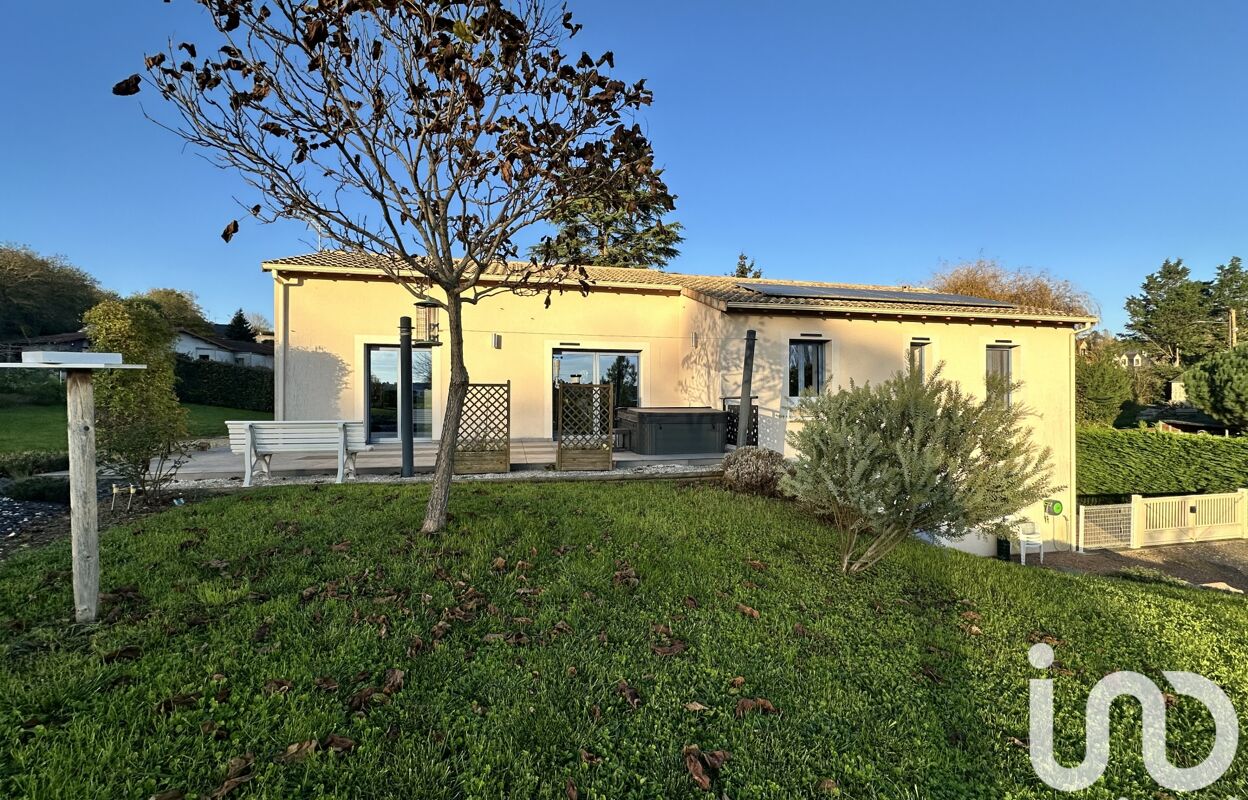 maison 6 pièces 124 m2 à vendre à Thouars (79100)