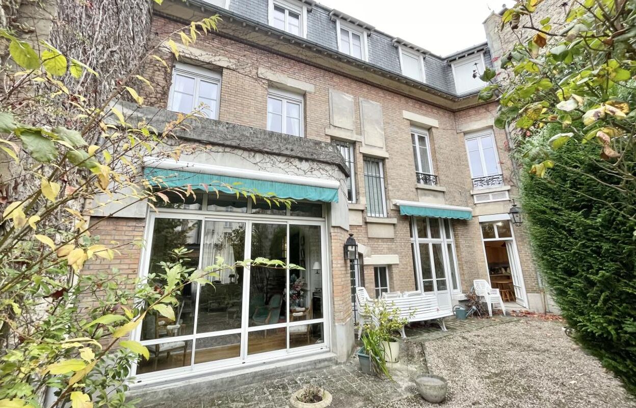 maison 11 pièces 345 m2 à vendre à Reims (51100)