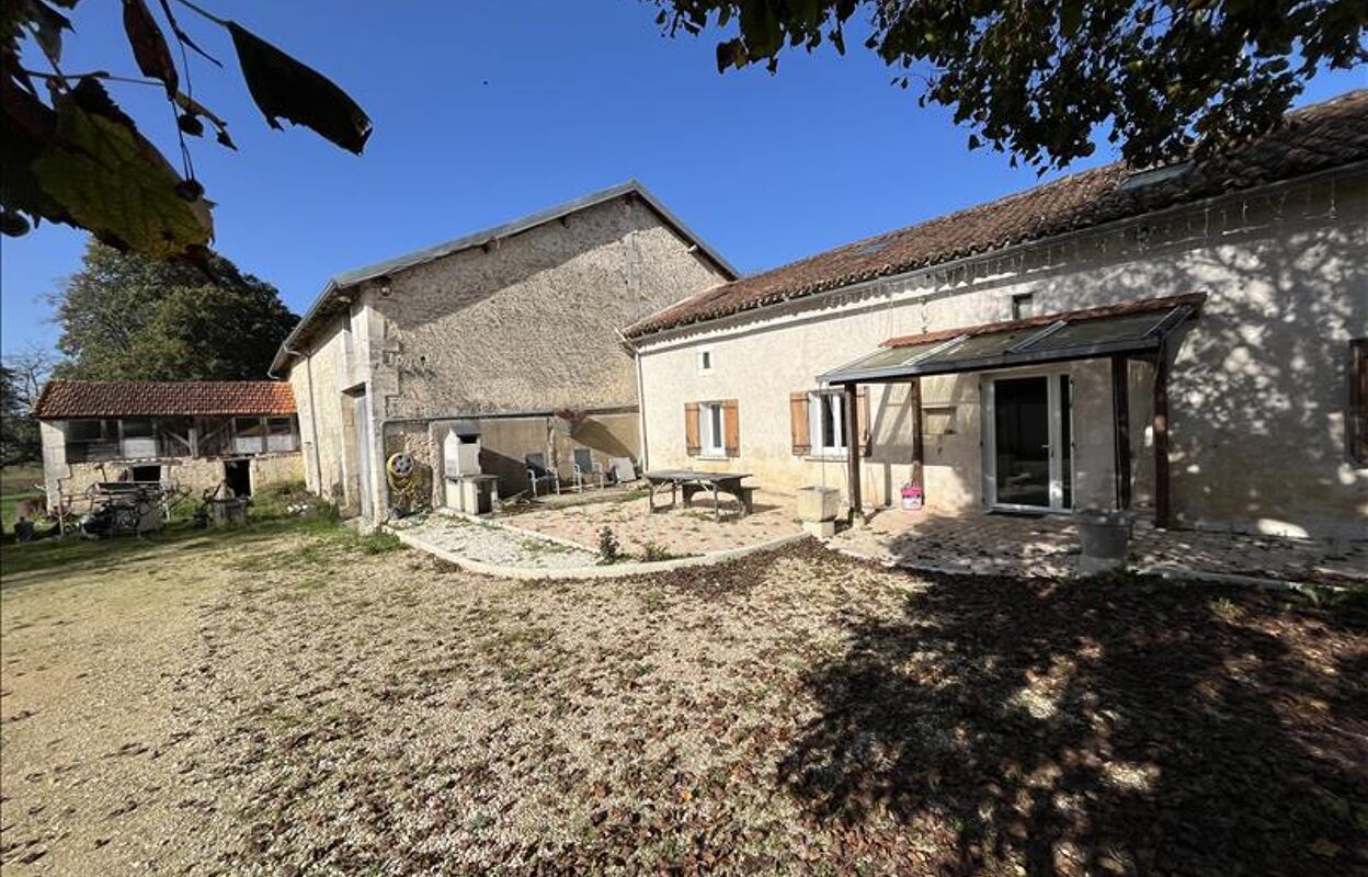 maison 6 pièces 142 m2 à vendre à Champagnac-de-Belair (24530)