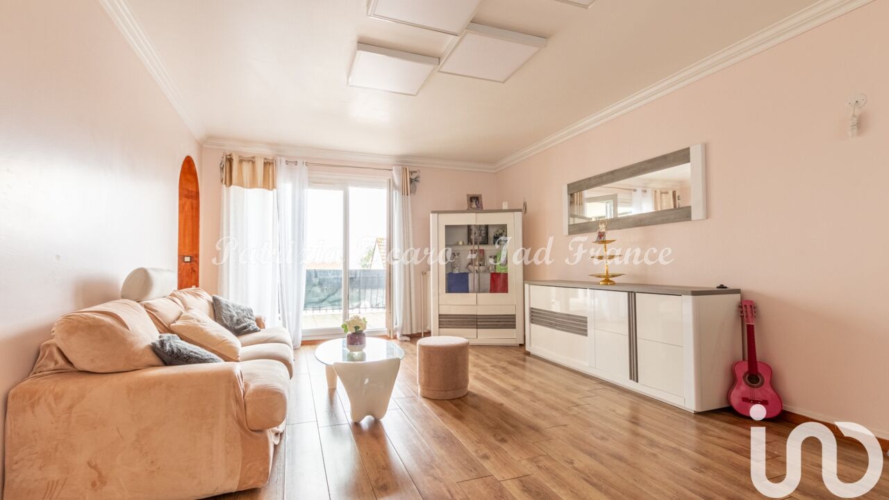 maison 7 pièces 143 m2 à vendre à La Ville-du-Bois (91620)