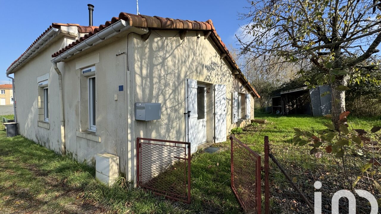 maison 3 pièces 57 m2 à vendre à Mervent (85200)