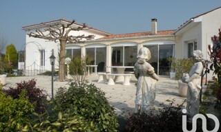 Maison 9 Pièces 260 m² à vendre à Coux (17130)