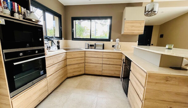 Villa / Maison 6 pièces  à vendre Aix-en-Provence 13100