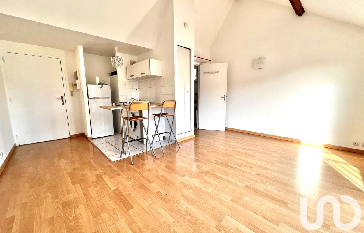 appartement 1 pièces 27 m2 à louer à Mennecy (91540)