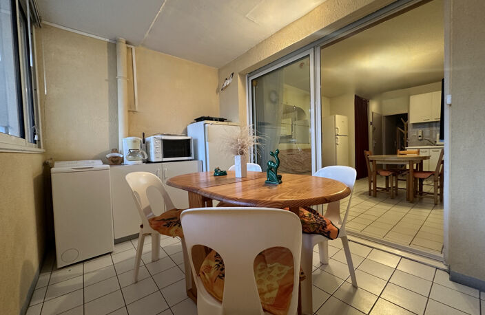 Appartement T2  traversant ST 32M2 avec  loggia — photo 2