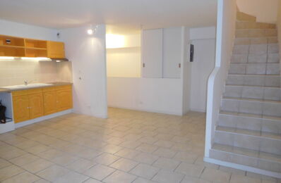 location appartement 690 € CC /mois à proximité de Camps-la-Source (83170)