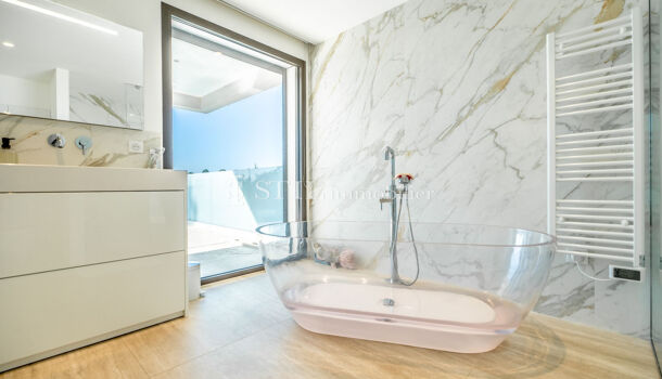 Villa / Maison 8 pièces  à vendre Issambres (Les) 83380