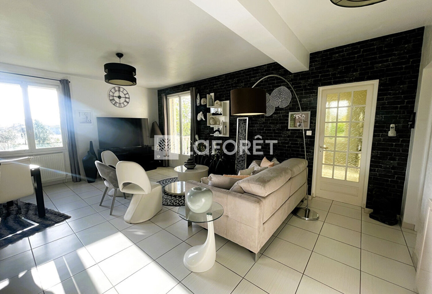 Maison d'exception de 9 pièces - 215 m² avec terrain de 3495 m² à Boé - Possibilité de détachement d'un terrain à bâtir — photo 1
