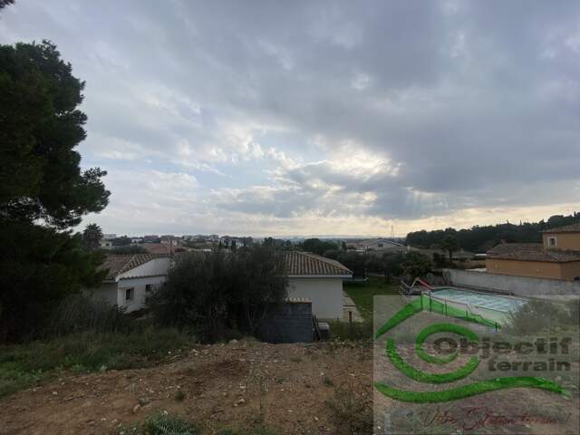 Terrain en lotissement — photo du bien