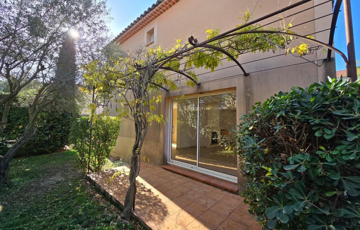 maison 4 pièces 115 m2 à louer à Salon-de-Provence (13300)