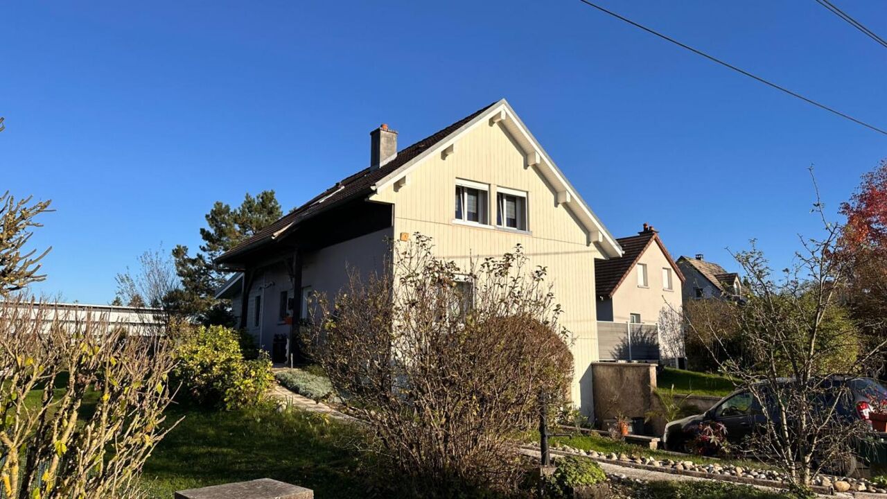 maison 5 pièces 109 m2 à vendre à L'Isle-sur-le-Doubs (25250)