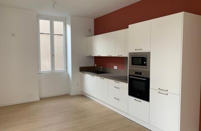 location appartement 740 € CC /mois à proximité de Saint-Gilles (30800)