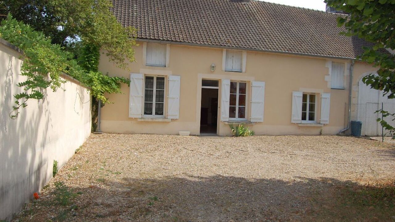 maison 4 pièces 85 m2 à louer à Saint-Satur (18300)