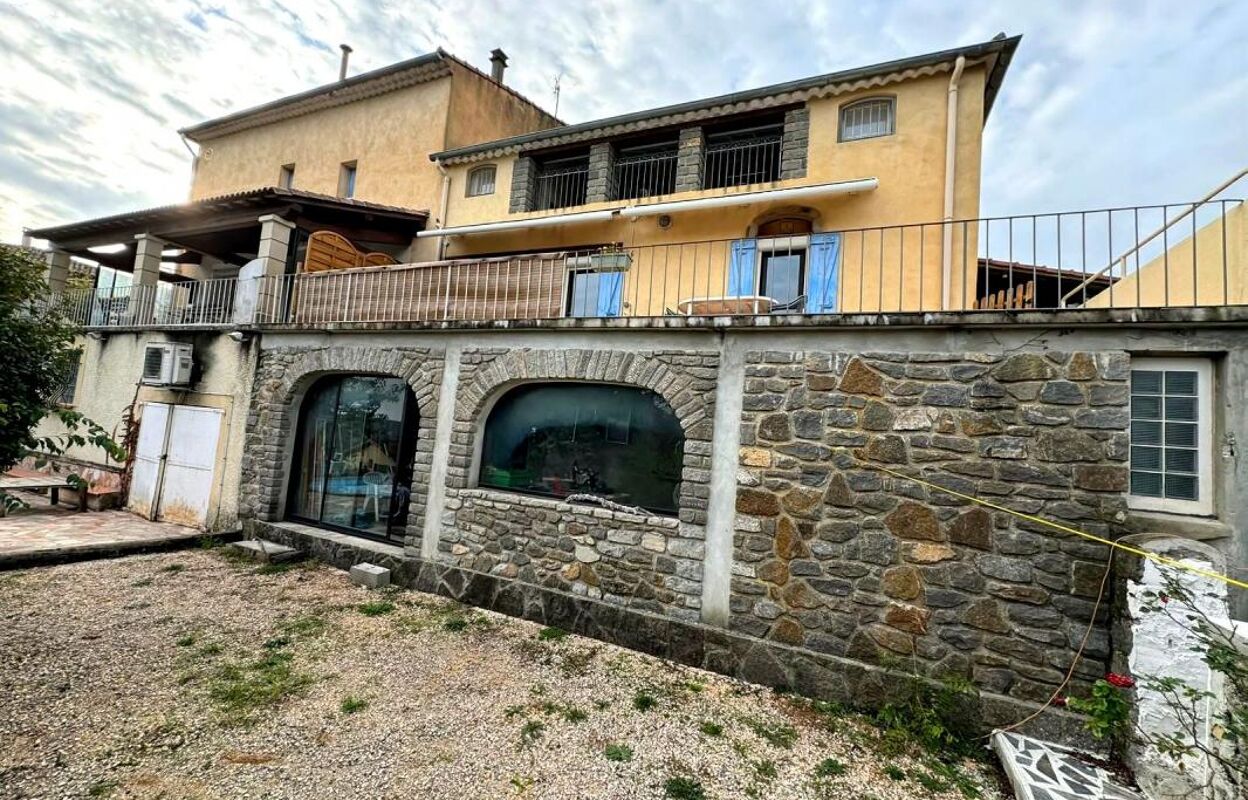 maison 10 pièces 251 m2 à vendre à Les Mages (30960)