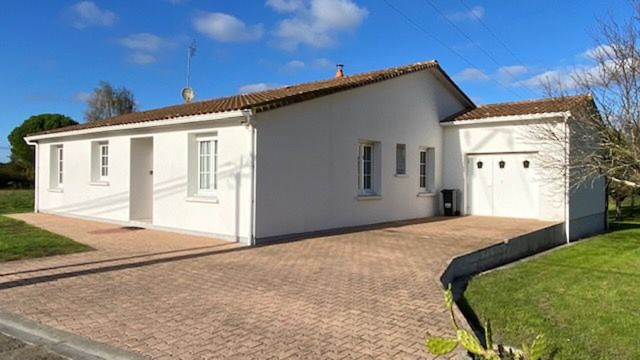 maison 3 pièces 102 m2 à vendre à Pont-l'Abbé-d'Arnoult (17250)